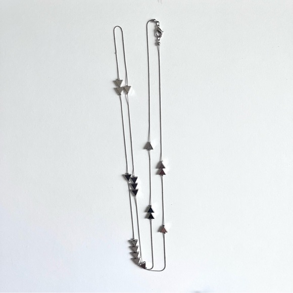 Silver Long Necklace with Triangles - Picture 1 of 2